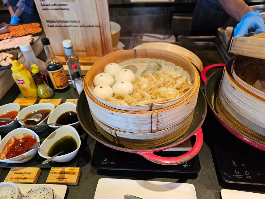 Pusryčiai - dim sum koldūnai