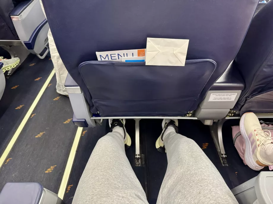 Verslo klasės erdvė kojoms