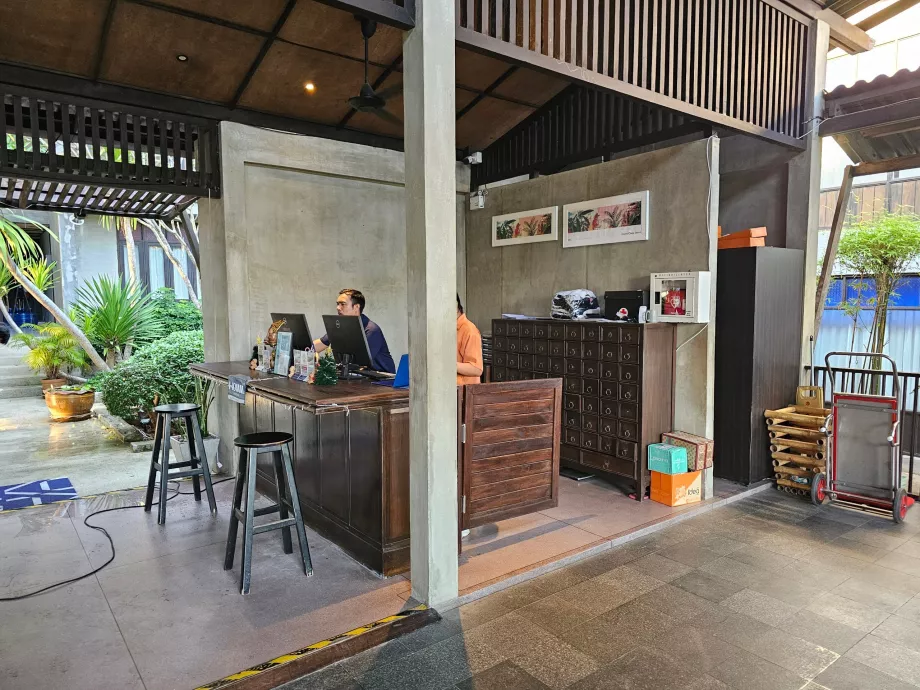 Priėmimas Homm Chura Samui