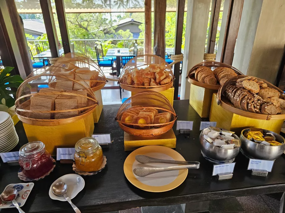 Pusryčiai - pyragaičiai