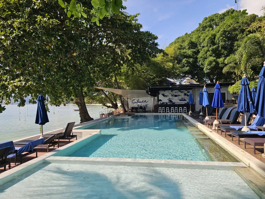 Viešbučio baseinas