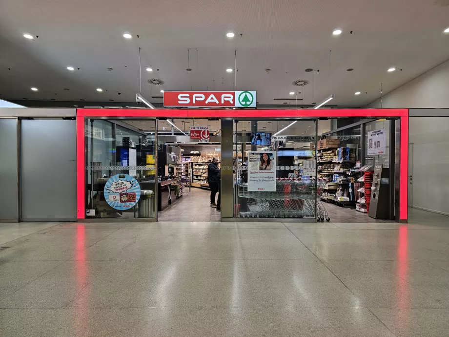 Prekybos centras "Spar", viešoji dalis
