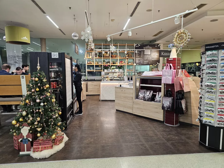 "Bistro" tranzito zonoje