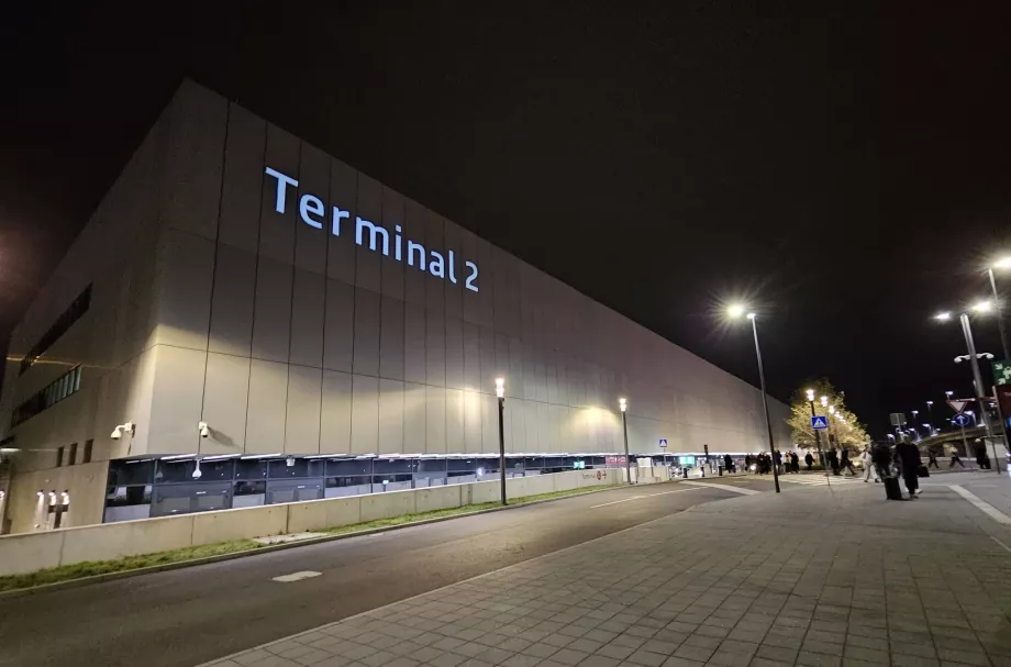 2 terminalas