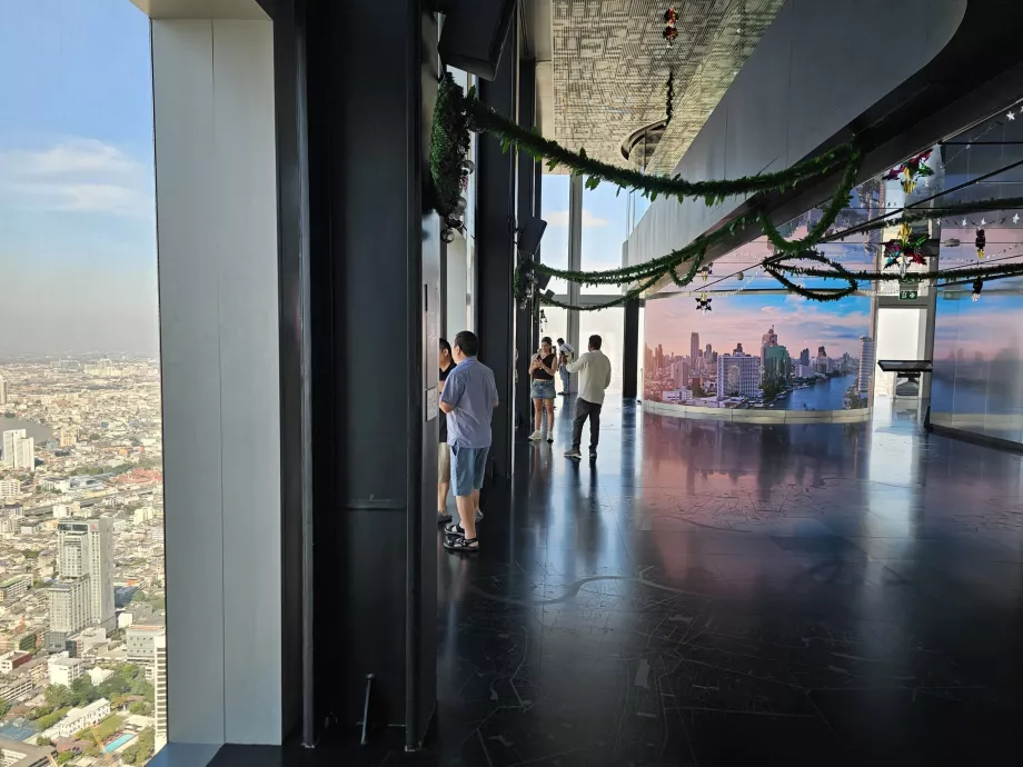 "King Power Mahanakhon" - vidinis vaizdas