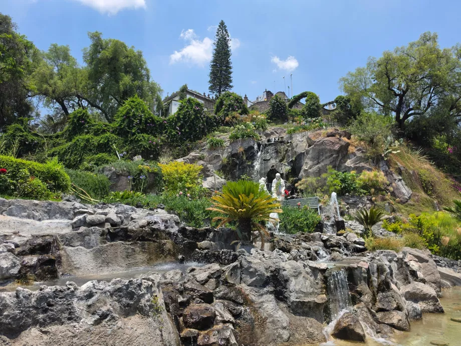 Cerro Tepeyac vaizdas iš apačios