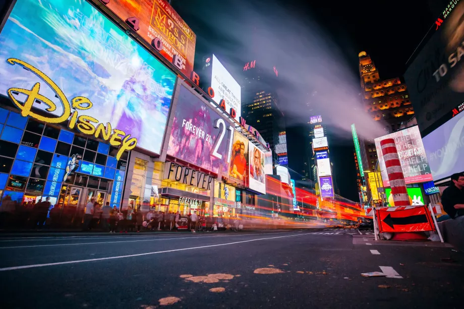 Times Square parduotuvės