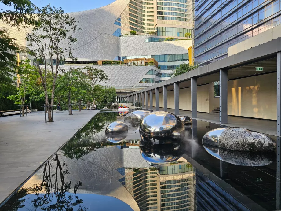 Kvadratas virš Akara Sky Hanuman