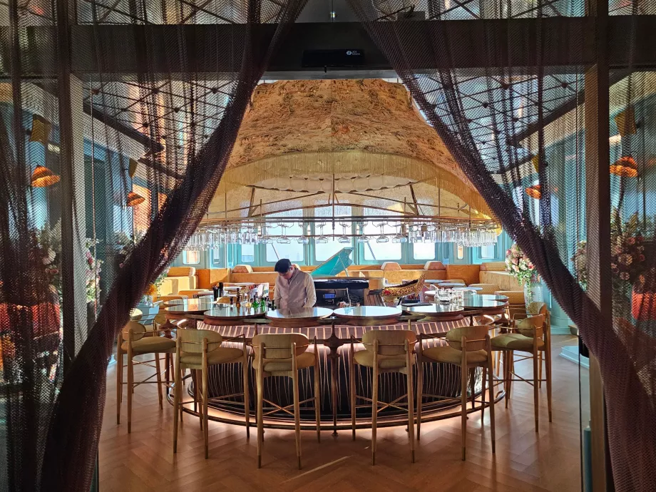 Akara Sky Hanuman - restoranas