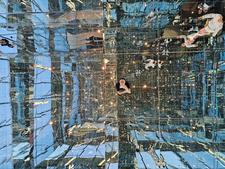 "Akara Sky Hanuman" - Bankoko atspindys