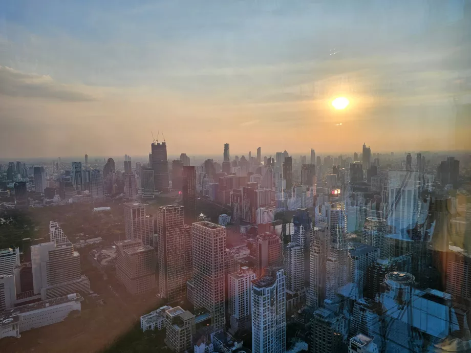 "Akara Sky Hanuman" - Bankoko vaizdas