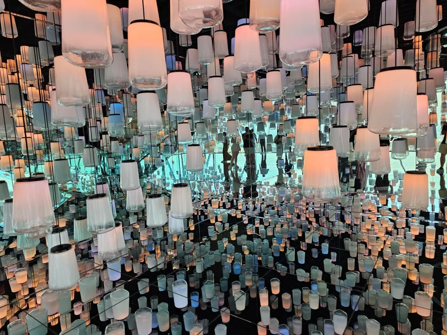 "Akara Sky Hanuman" - virtualus dangaus žibintas