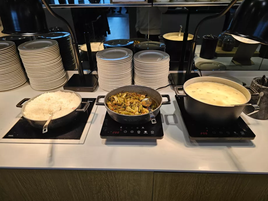 Karšto maisto pasiūlymas