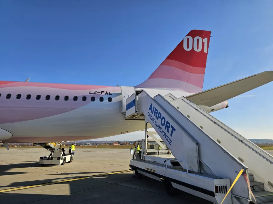 Įlaipinimas, České Budejovicės oro uostas