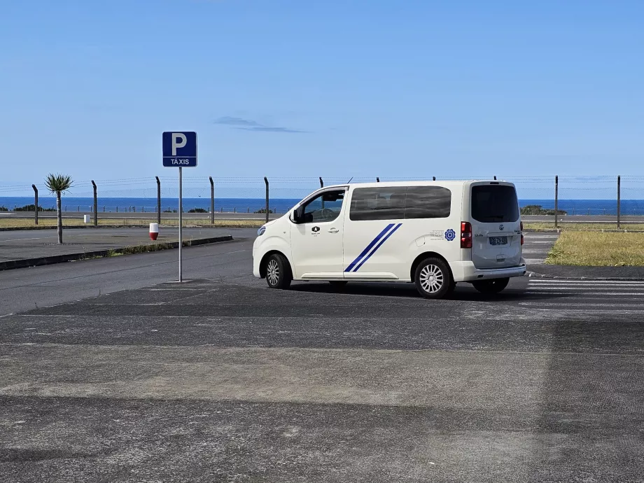 Taksi už Pico oro uosto ribų