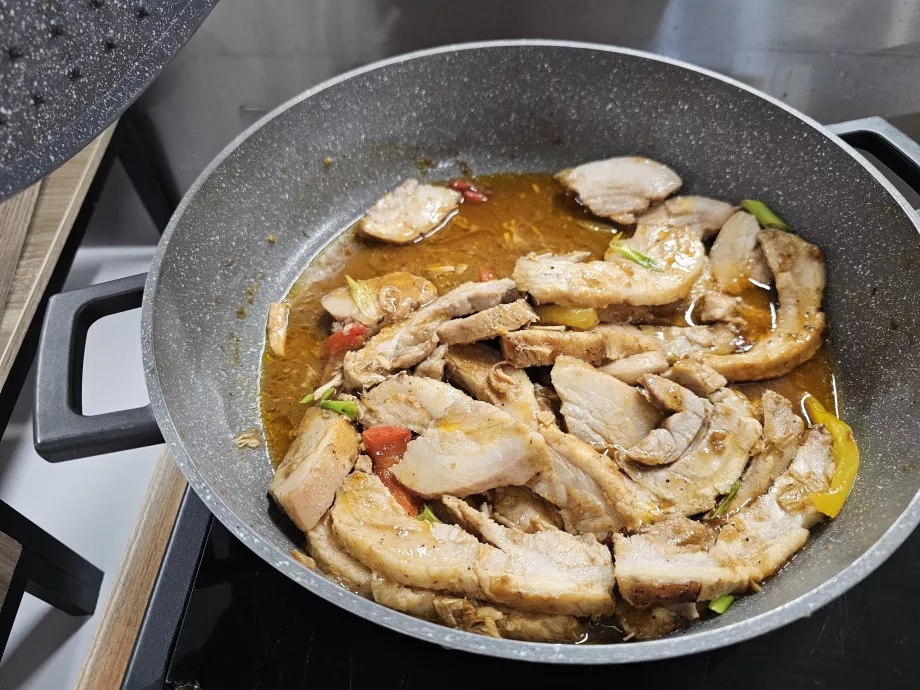 Kiauliena - pietų meniu