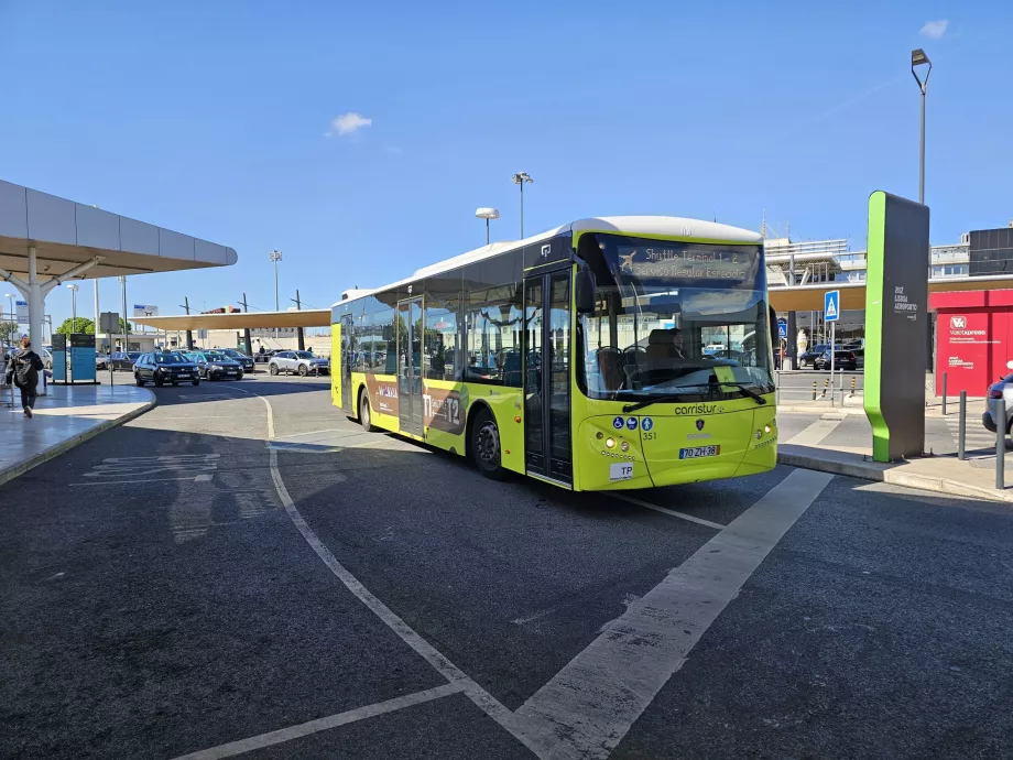 Pervežimas autobusu tarp terminalų