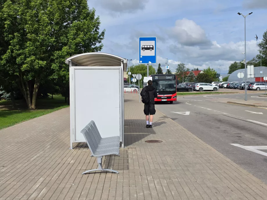 Miesto ir tarpmiestinių autobusų stotelė