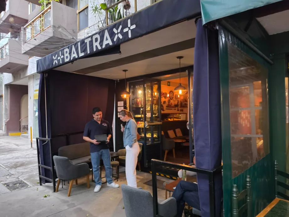 Baltra Bar