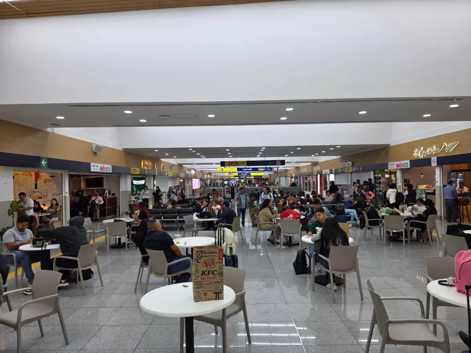 Maisto zona, tranzito zona, 1 terminalas