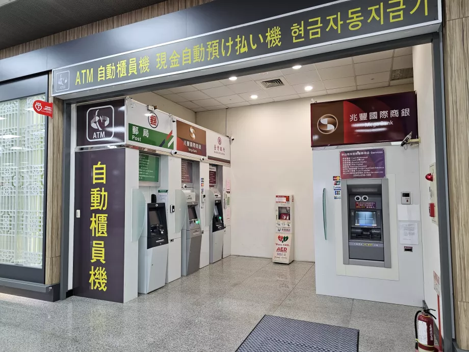 Bankomatai, Songshan oro uostas