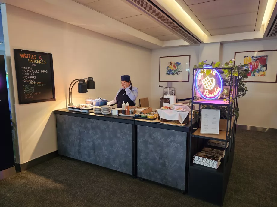 Stendas su vafliais ir blynais