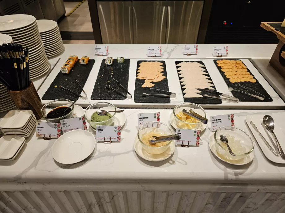 Vakarietiški ir japoniški šalti pusryčiai