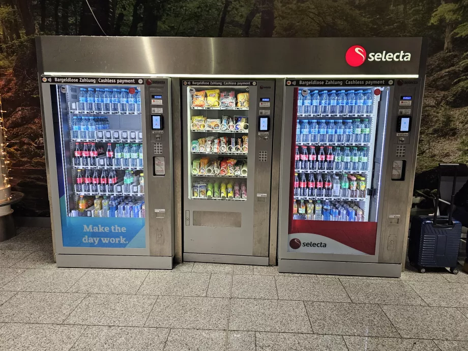 "Selecta" automatai Frankfurto oro uoste