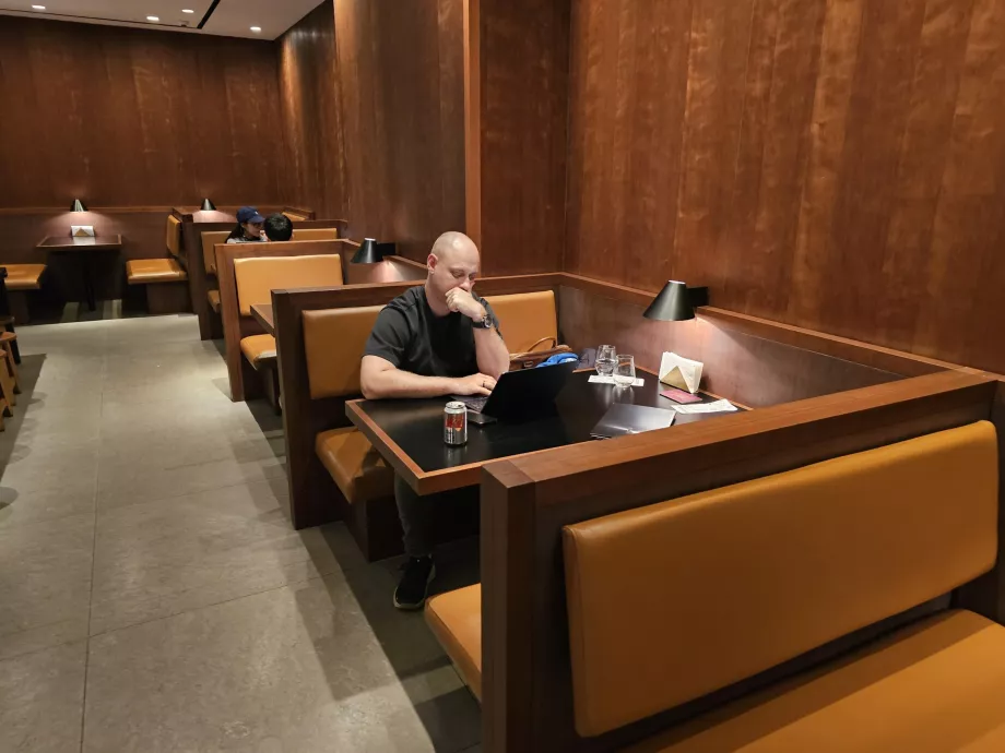 Dirbame poilsio kambaryje