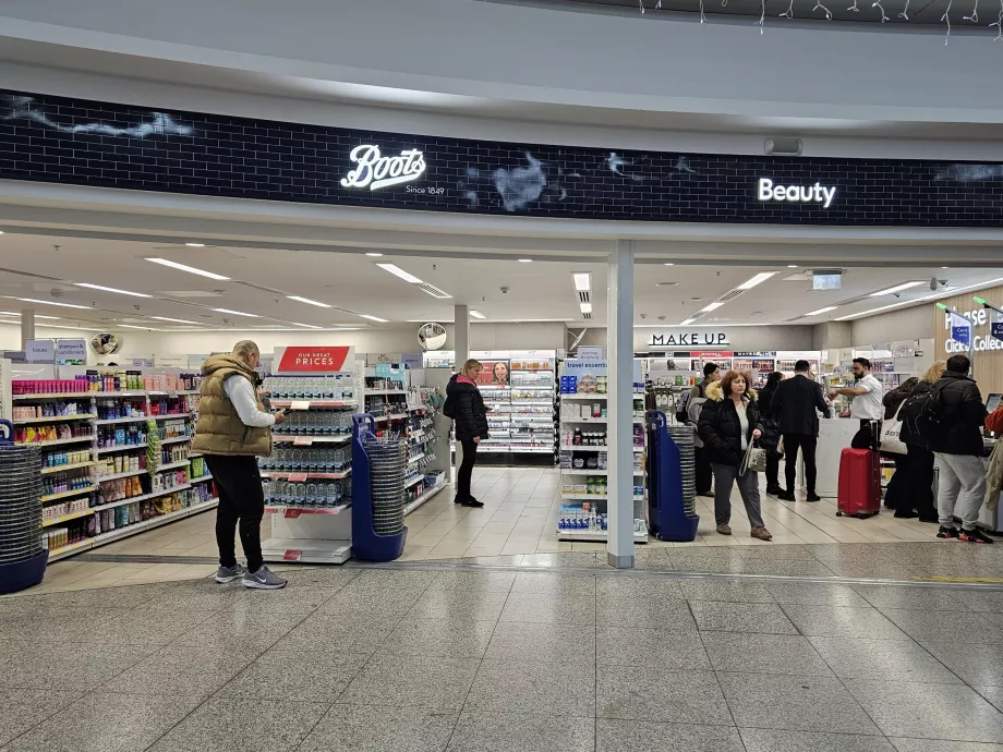"Boots" vaistinė, atvykimo salė