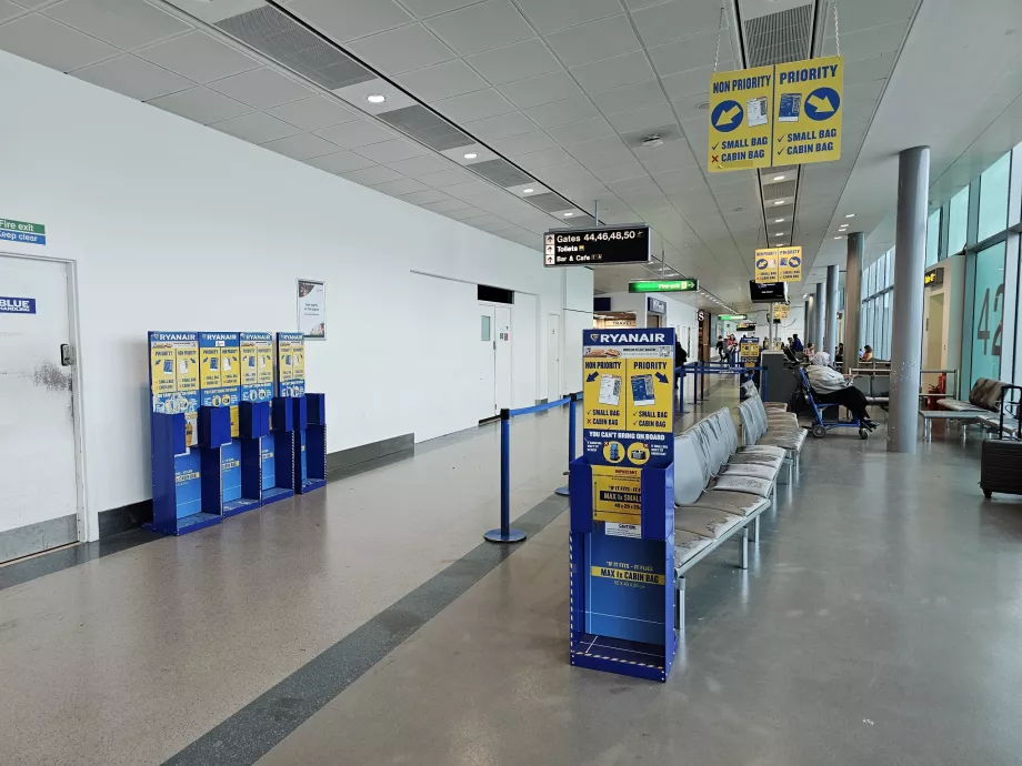 Bagažo matavimo šablonai, "Ryanair