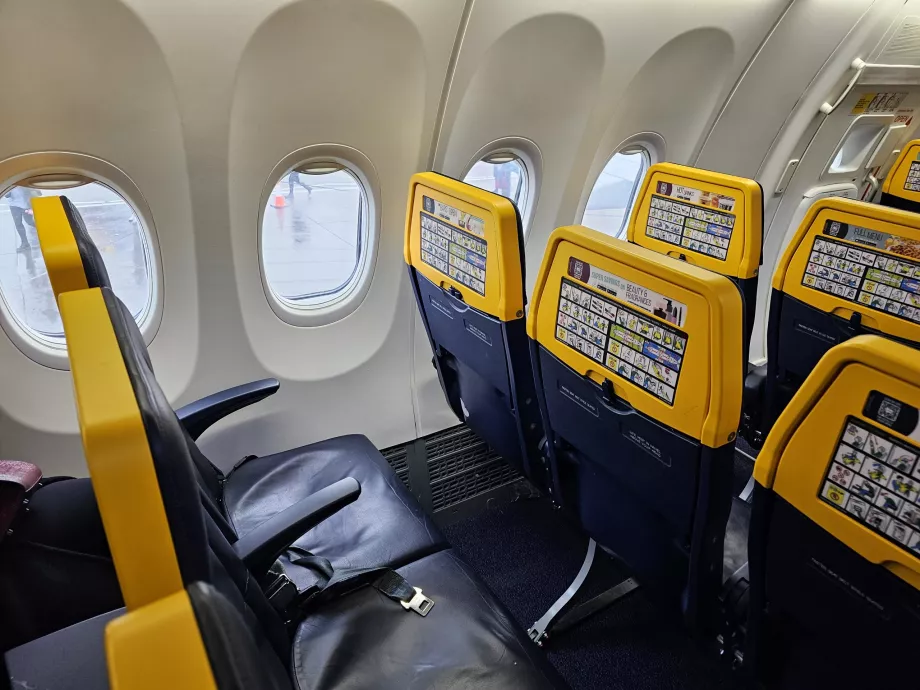 "Ryanair" sėdynės, "Boeing 737 MAX 8