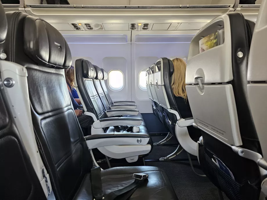 Ekonominė klasė, "Airbus A319