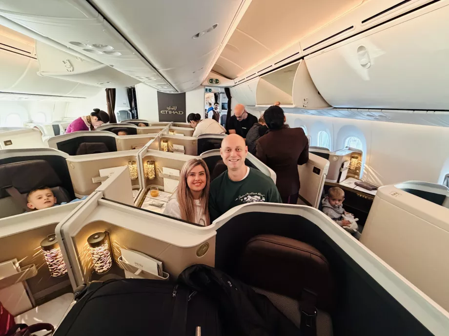 Mano mažoji šeima pasiruošusi išvykti