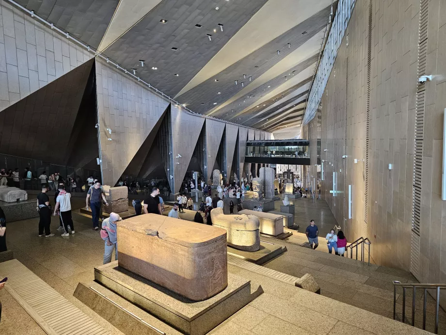 Pagrindiniai muziejaus laiptai