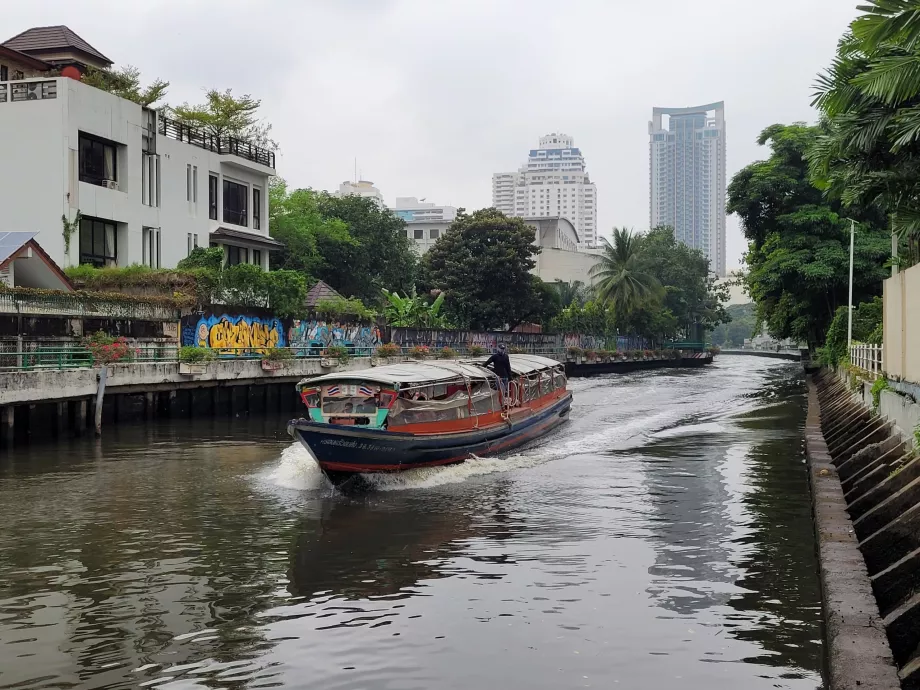 Khlong valtis
