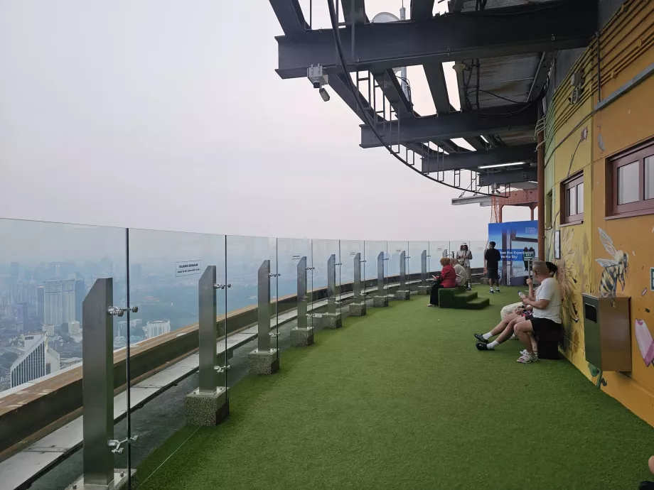 "Menara" bokšto lauko terasa