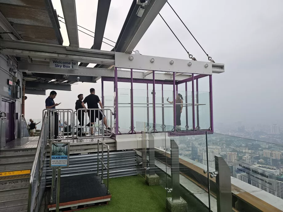 Stiklo dėžutė Menara