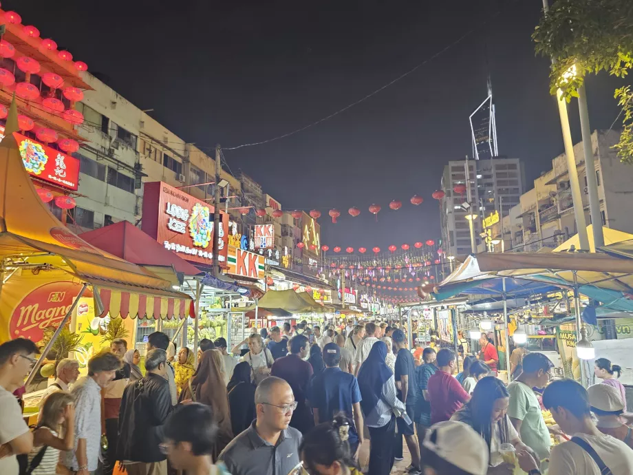 Perpildytas naktinis Jalan Alor