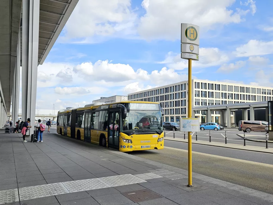 Autobusas X7, BER oro uostas