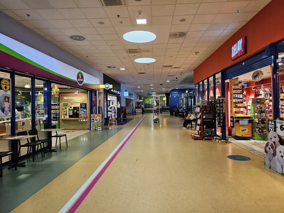 Parduotuvės viešojoje erdvėje