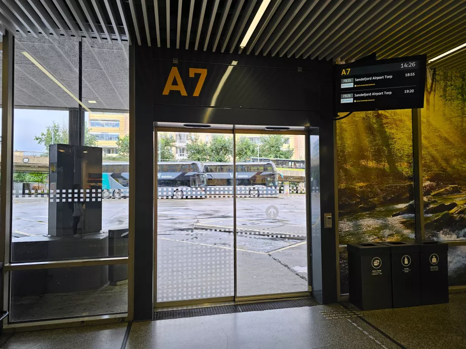 A7 autobusų stotelė Oslo centrinėje autobusų stotyje