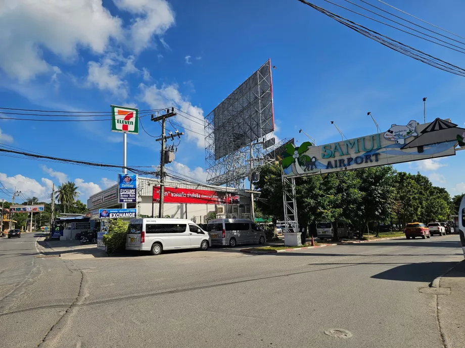 "Bolt" / "Grab" automobiliai gali sustoti čia