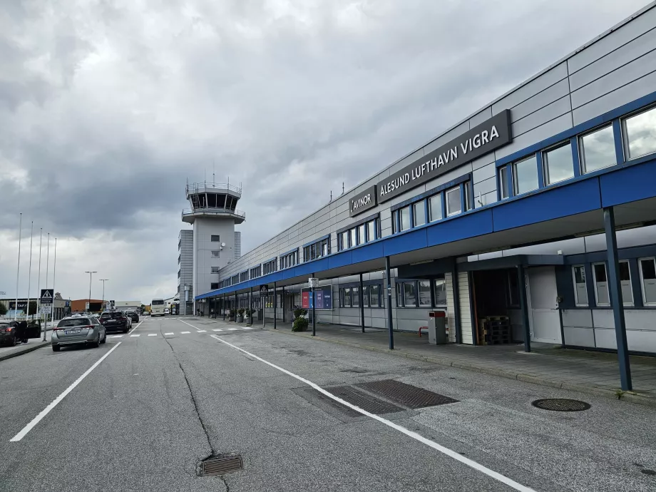 Atvykimas per oro uostą Alesund