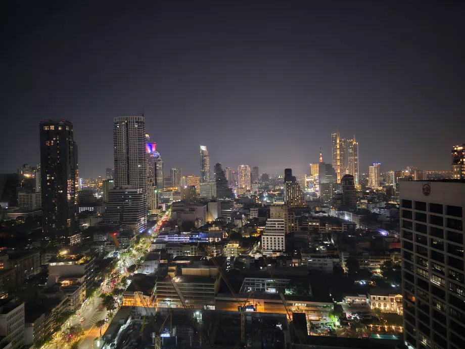 Naktinis vaizdas iš kambario