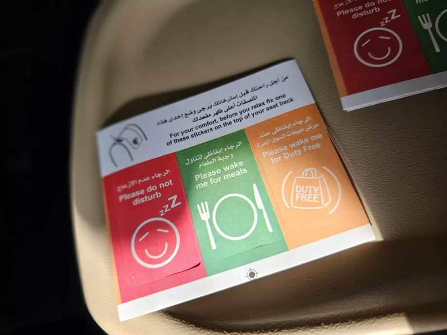 Lipdukai - informacija keleivių salono įgulai