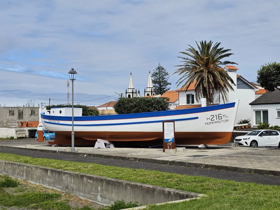 Laivas Madalena