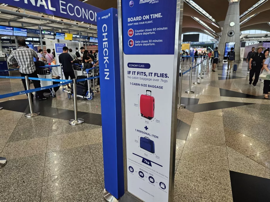 Rankinis bagažas, Malaysia Airlines