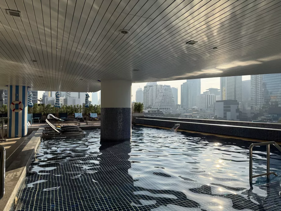 Viešbučio baseinas