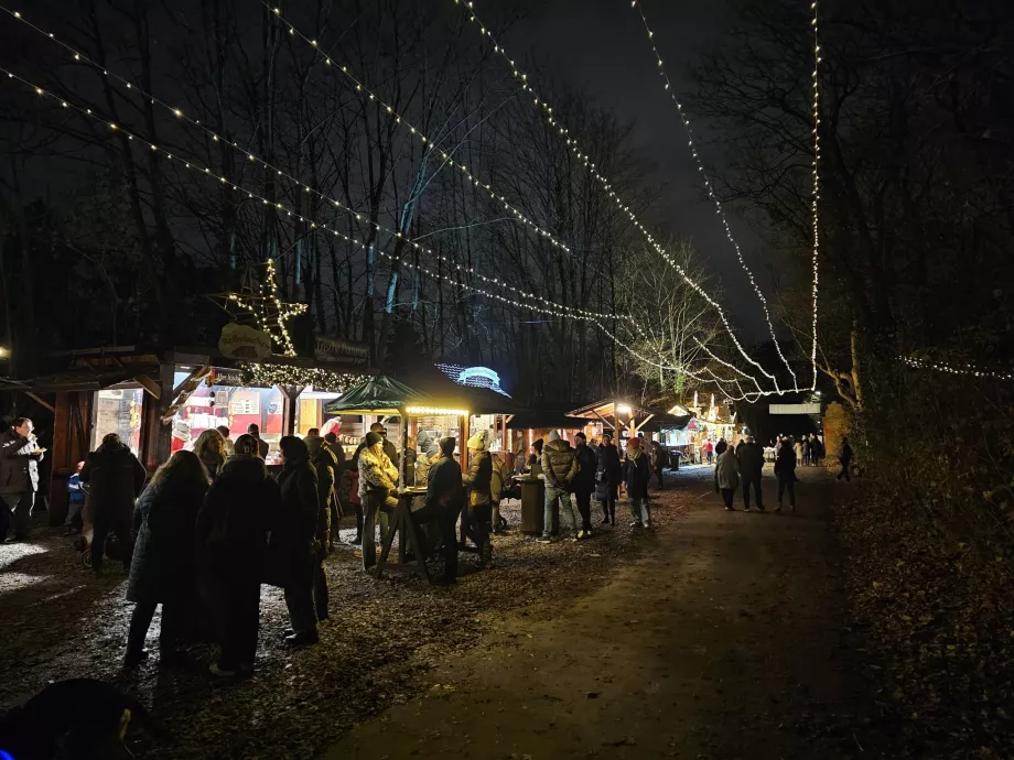 Sachsenhäuser Weihnachtsmarkt am Goetheturm